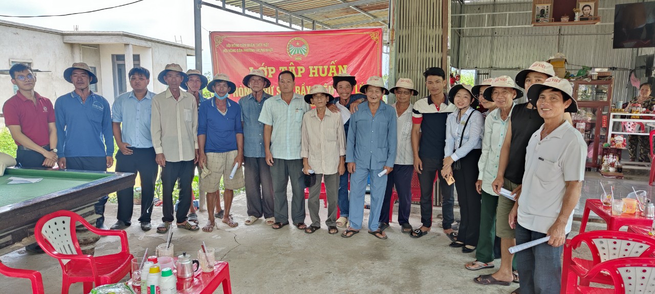 Hội Nông dân phường Trung Nhứt phối hợp tổ chức tập huấn kỹ thuật chăm sóc và phòng trừ sâu bệnh vụ lúa Hè Thu 2024