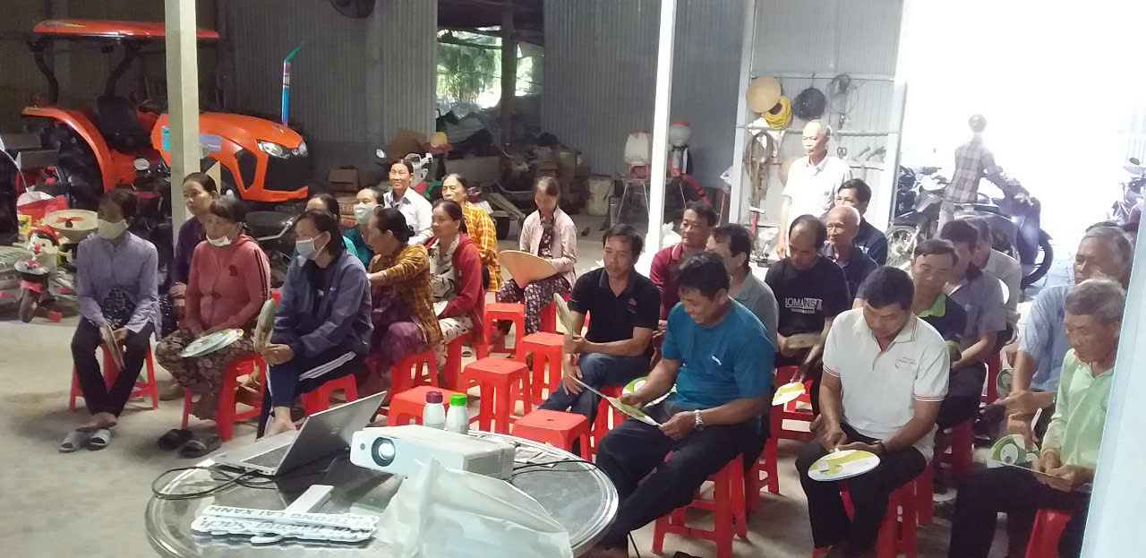 Tập huấn sử dụng thuốc bảo vệ thực vật an toàn, hiệu quả và triển khai chương trình “Môi trường sạch – cuộc sống xanh”