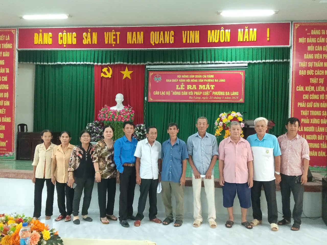 Ra mắt Câu lạc bộ Nông dân với pháp luật