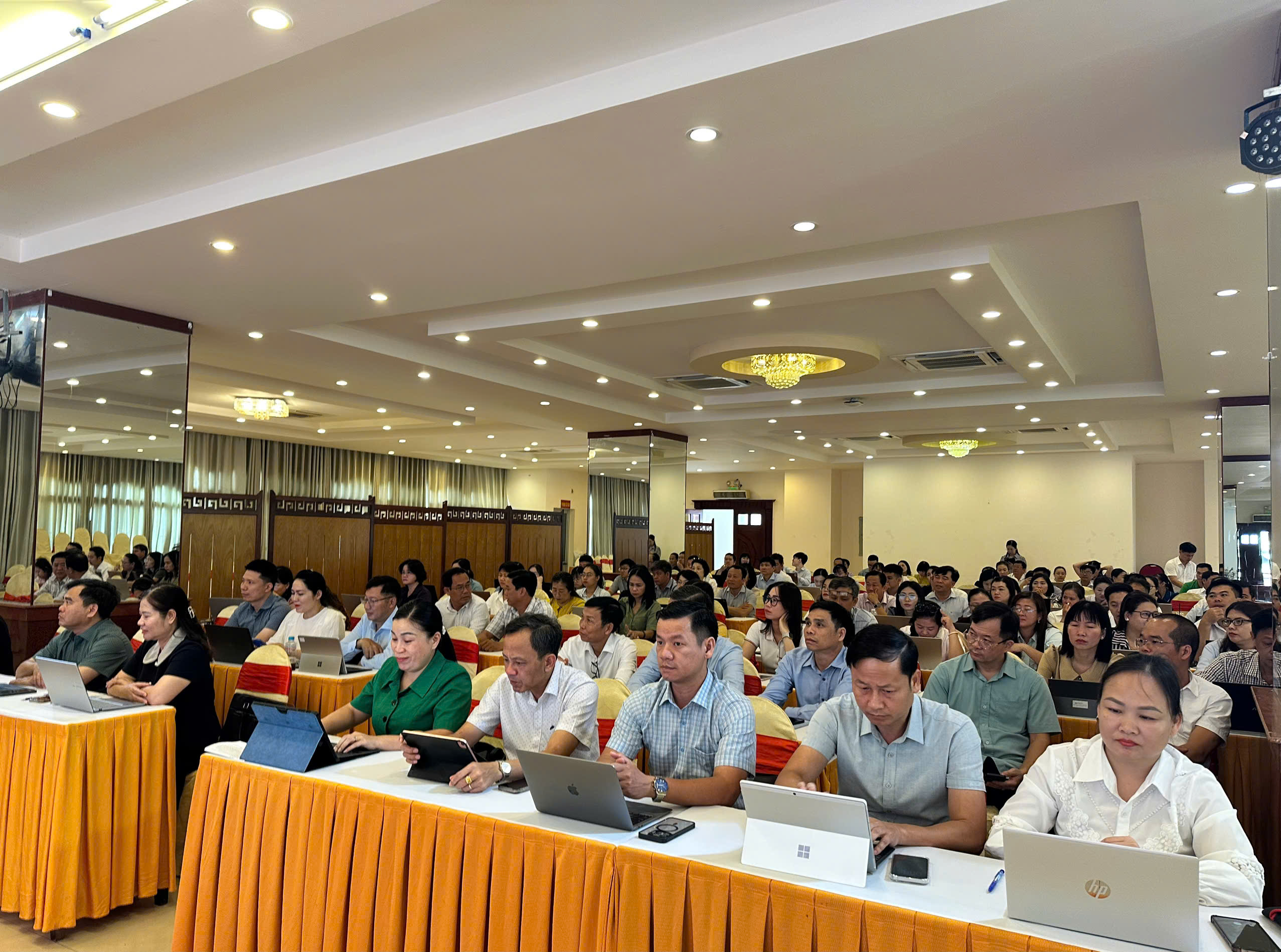 Hội Nông dân Việt Nam tập huấn nghiệp vụ và triển khai  phần mềm quản lý Quỹ Hỗ trợ nông dân tại Cần Thơ