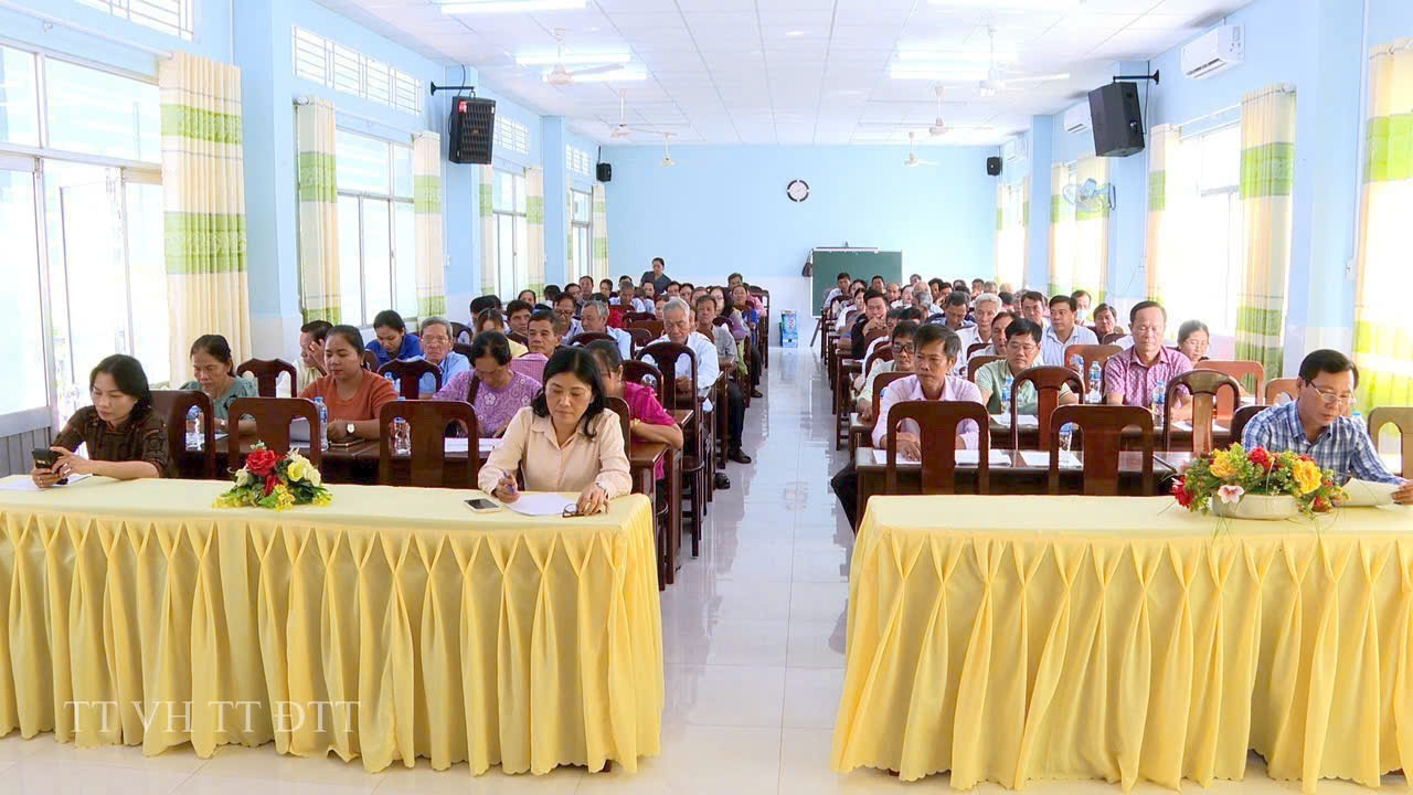 135 hội viên nông dân được tập huấn về phòng, chống bạo lực gia đình